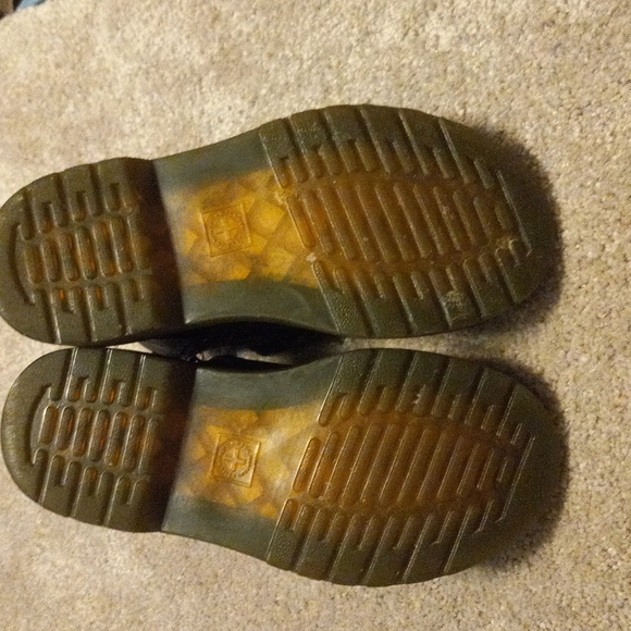 Winter Boots!! Boys Black Leather Dr. Martens boots size13 - Picture 3 of 4